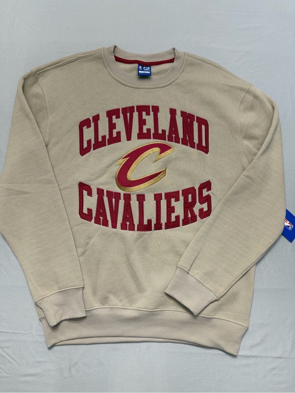 NFL Cleveland Cavaliers Crewneck Sweatshirt - Cream with Red & Gold Logo